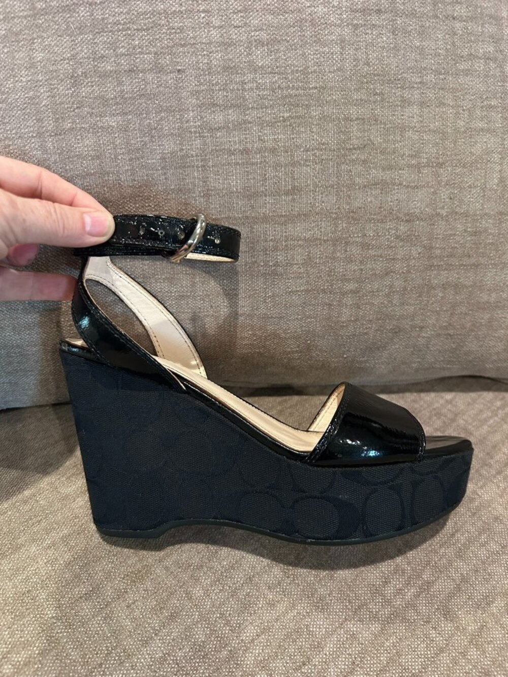 Coach Nalene Black Patent Signature "C" Fabric Platform Wedge - size 5.5
